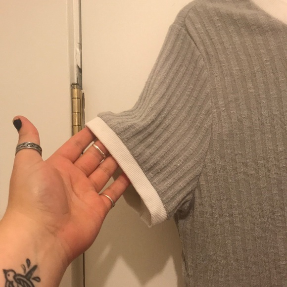 Grey Ribbed Crop Top - Picture 3 of 3